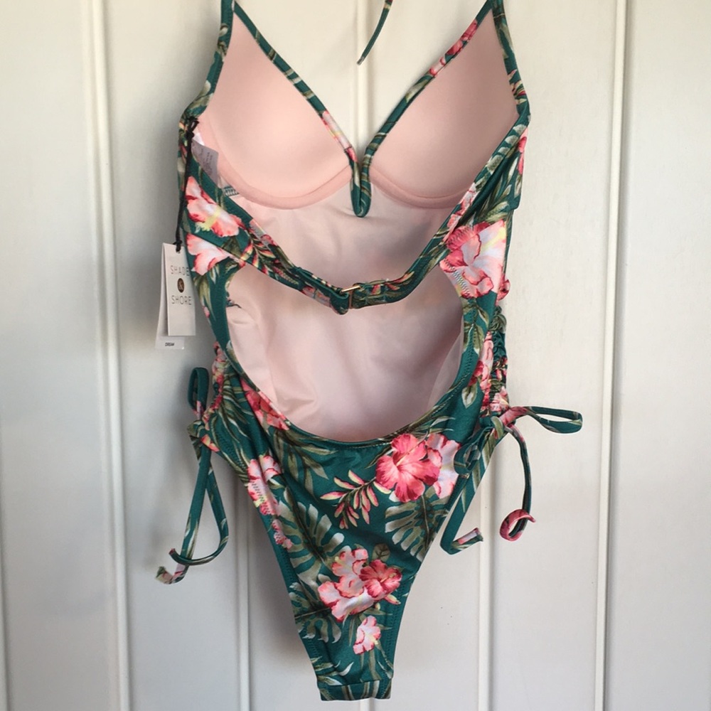 Shade & Shore one piece swim suit - Picture 5 of 5